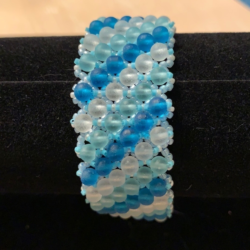Sea Glass bracelet, hand crafted, 7 inch length